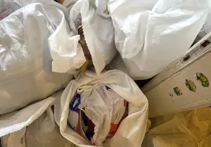 Демонтаж и извозване на плочки и замазки
